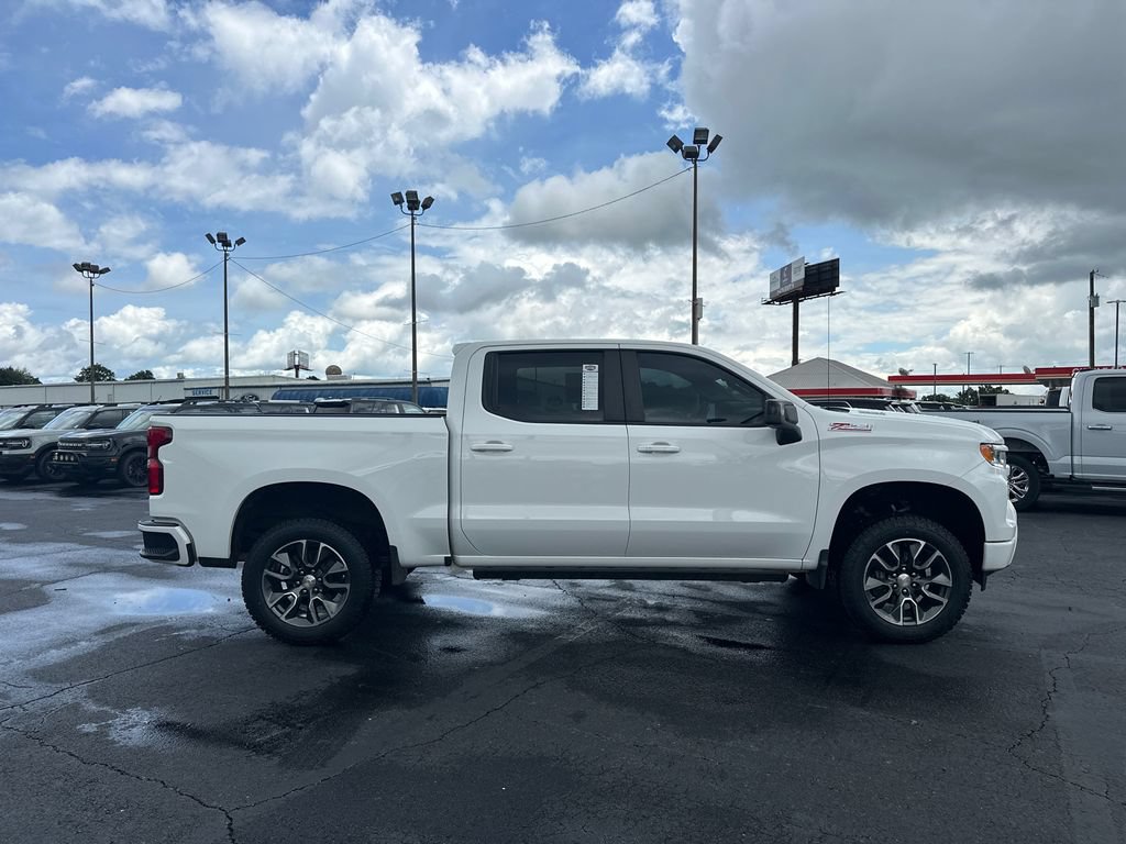 Used 2024 Chevrolet Silverado 1500 RST AWD/4WD image 8