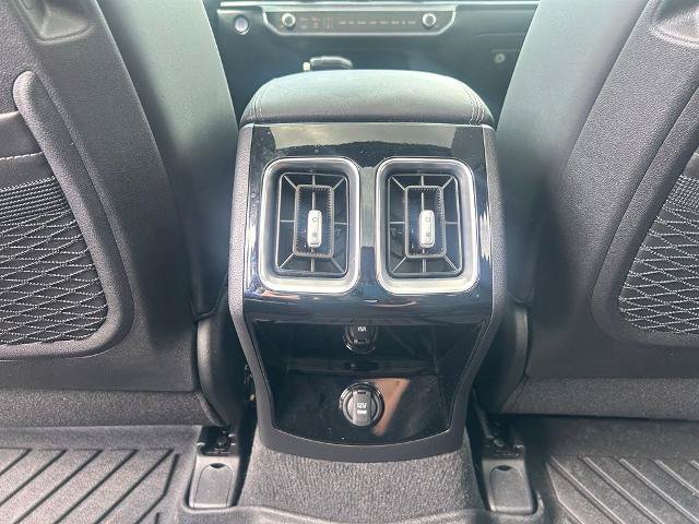 Used 2024 Kia Sorento SX FWD image 31