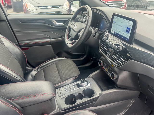 Certified 2024 Ford Escape ST-Line image 25