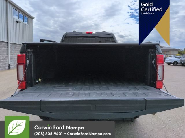 Certified 2022 Ford F350 Lariat w/ Black Appearance Package AWD/4WD image 29