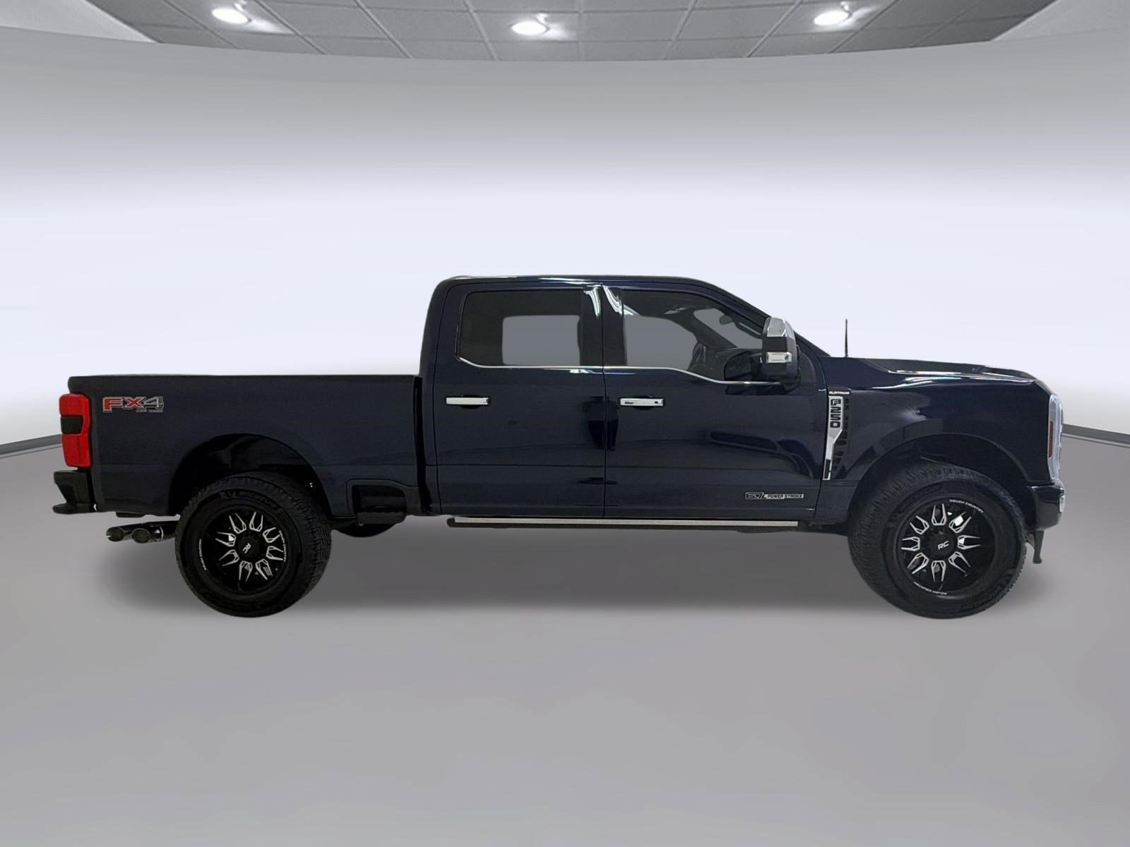 Certified 2024 Ford F250 Platinum AWD/4WD image 8