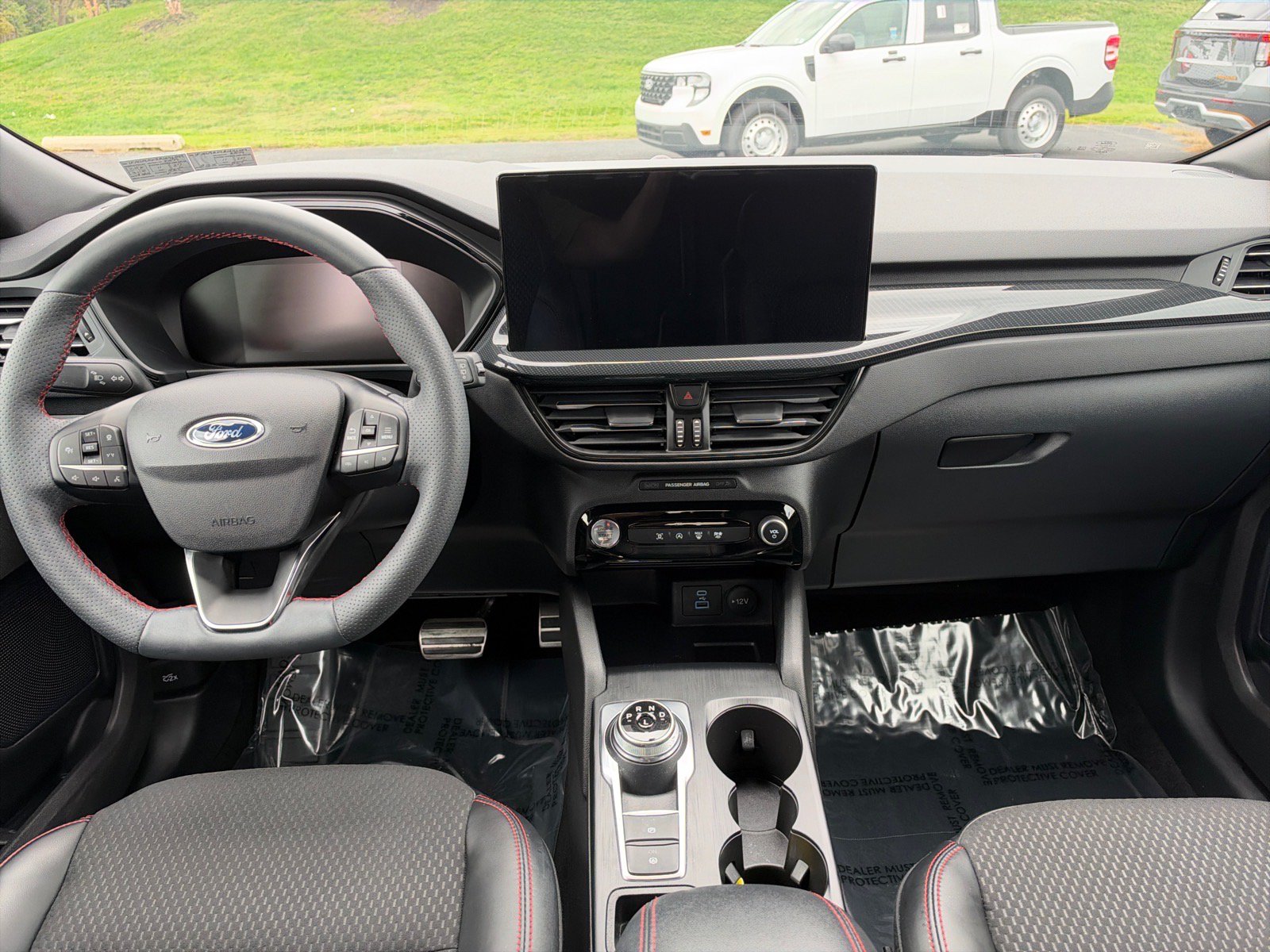 Certified 2023 Ford Escape ST-Line w/ Tech Pack #1 AWD/4WD image 3
