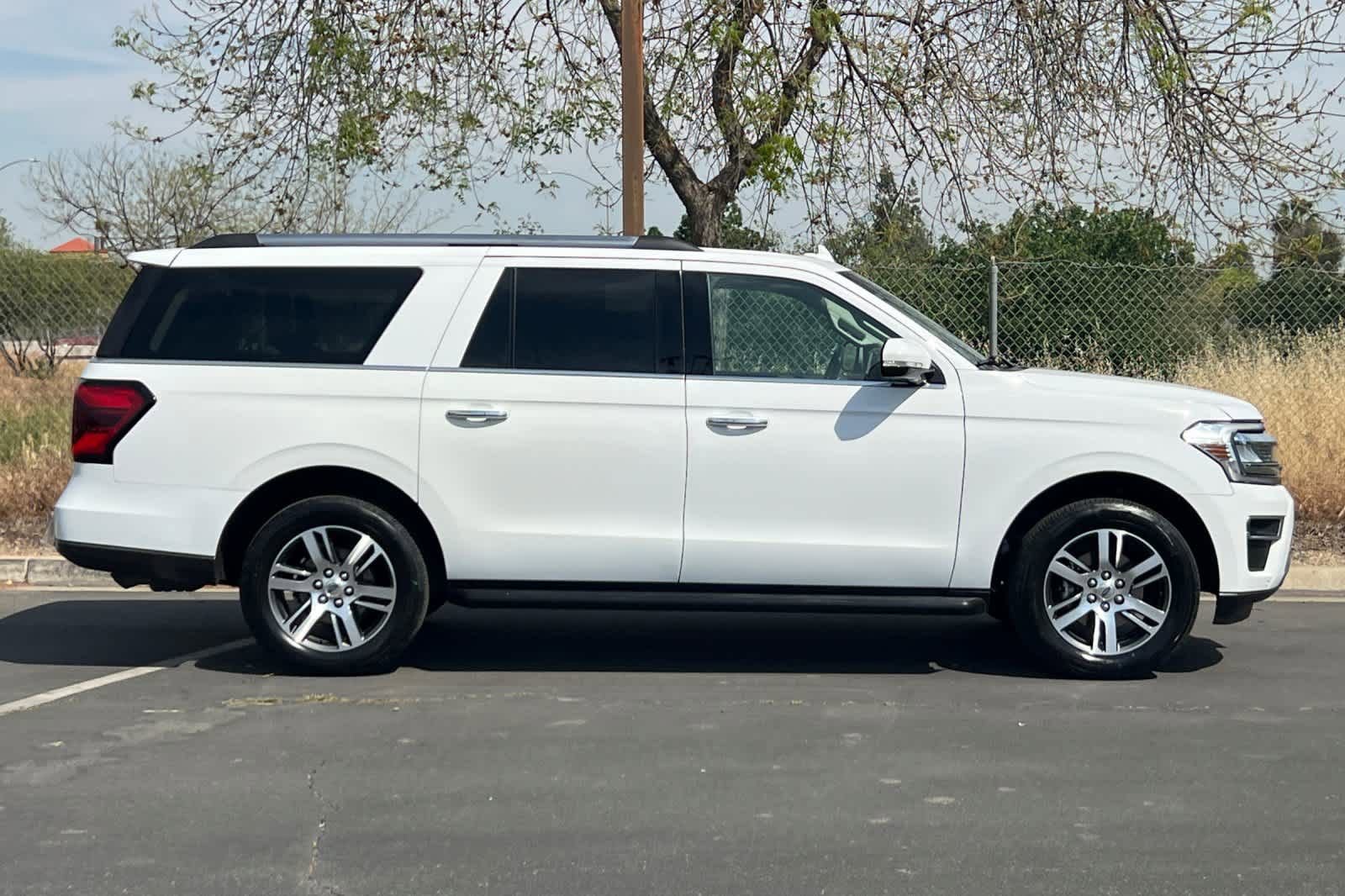 Certified 2024 Ford Expedition Max Limited image 9