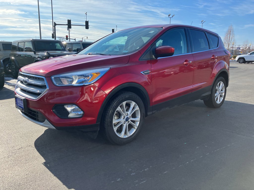 Certified 2019 Ford Escape SE image 3
