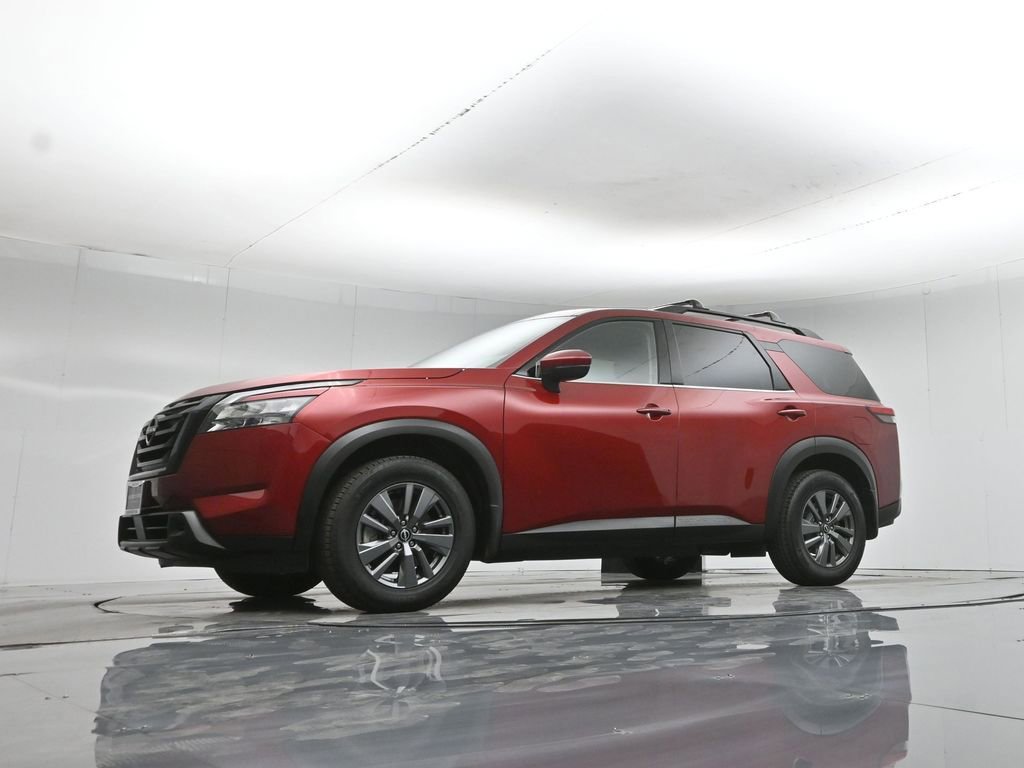 Used 2023 Nissan Pathfinder SV w/ SV Premium Package image 28