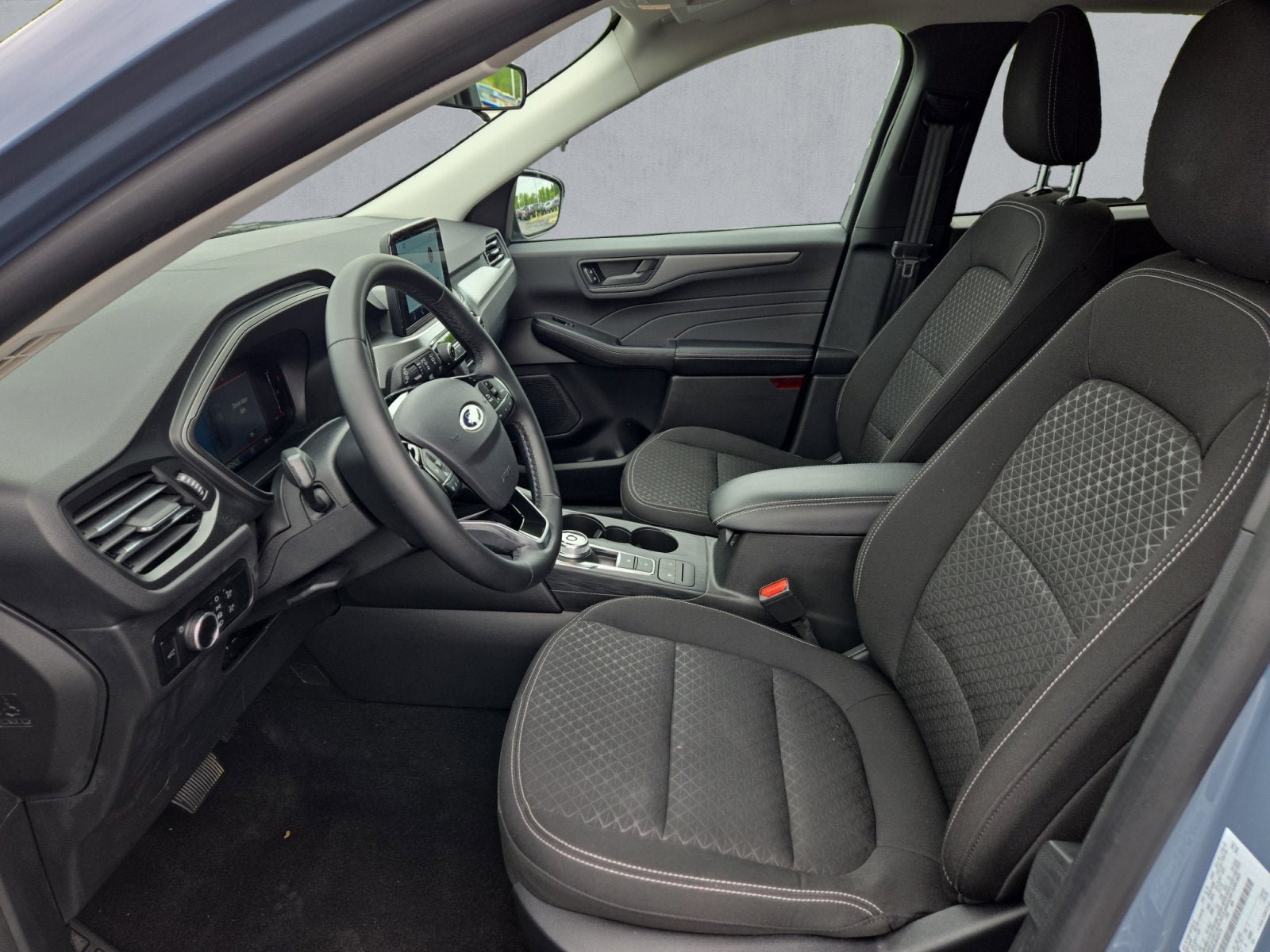 Certified 2024 Ford Escape Active AWD/4WD image 11