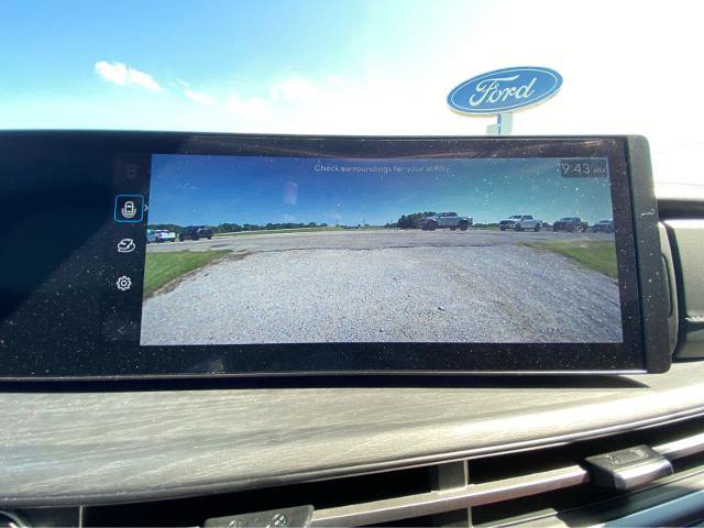 Used 2025 Hyundai Santa Fe Limited FWD image 32