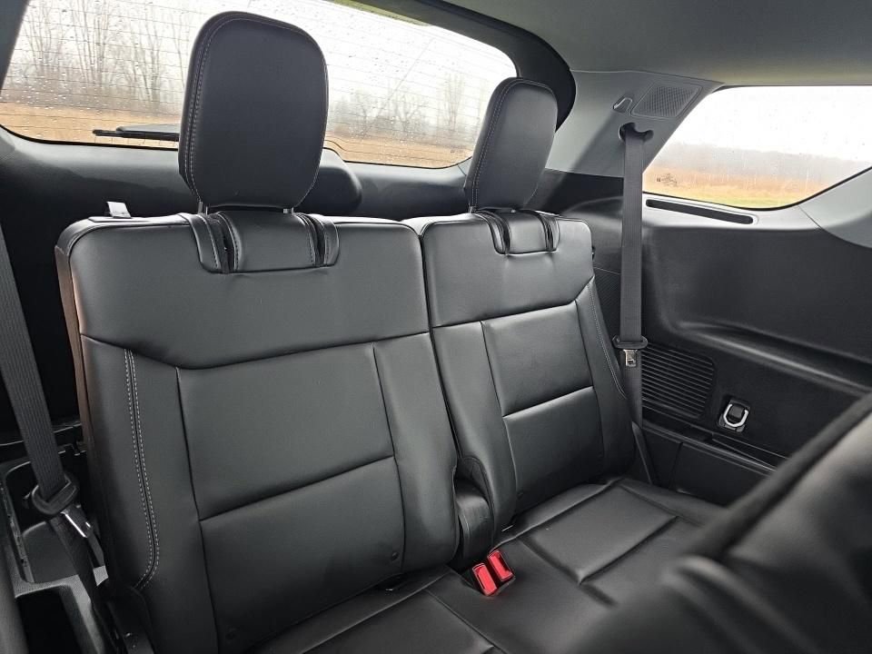 Certified 2023 Ford Explorer XLT w/ Equipment Group 202A AWD/4WD image 11