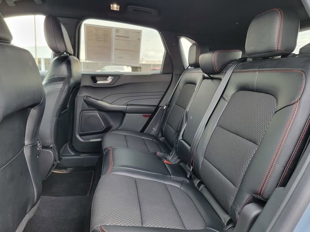 Certified 2023 Ford Escape ST-Line w/ Tech Pack #1 AWD/4WD image 21