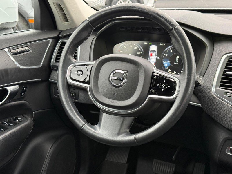 Used 2020 Volvo XC90 T6 Momentum AWD/4WD image 18