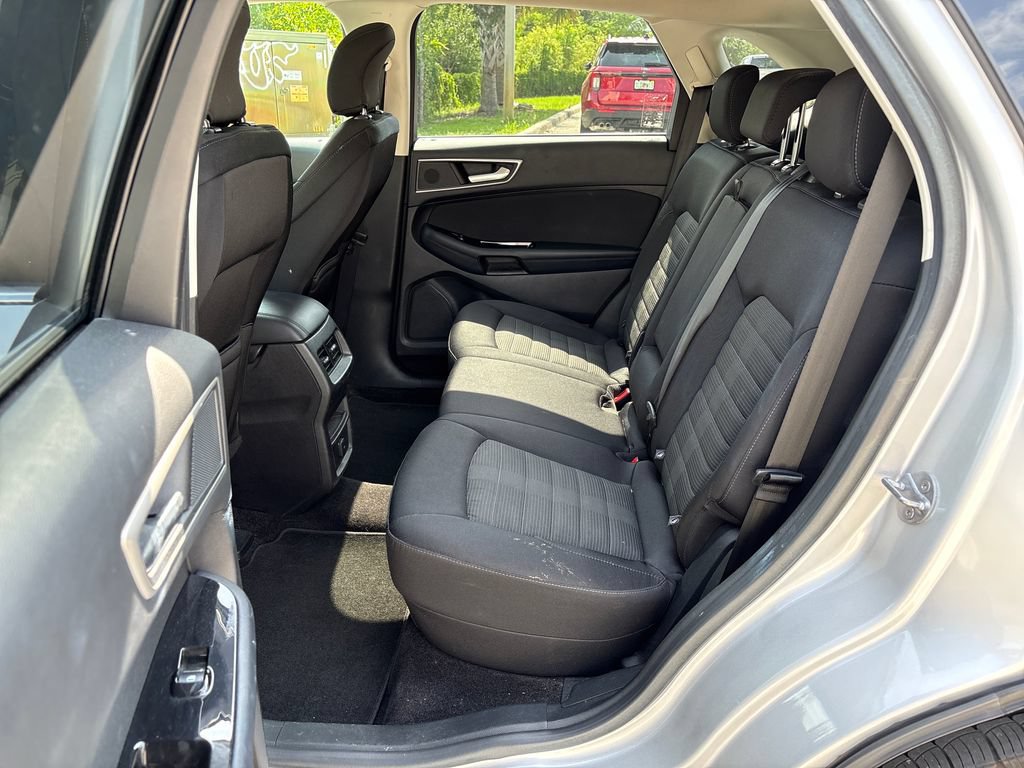 Certified 2018 Ford Edge SEL AWD/4WD image 30