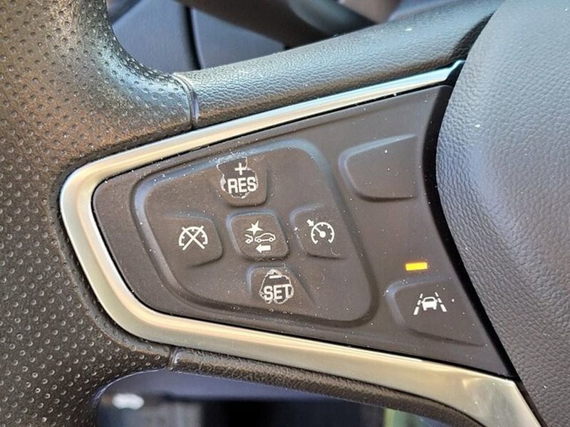Used 2022 Chevrolet Equinox LS FWD image 23