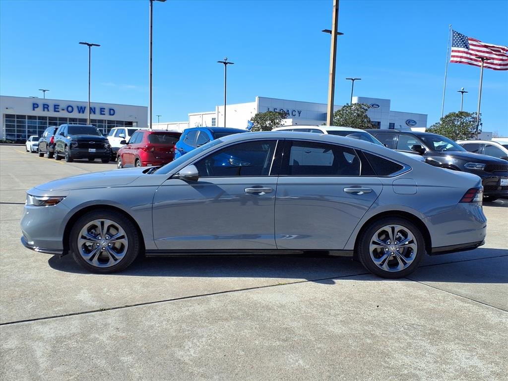 Used 2024 Honda Accord EX-L image 3