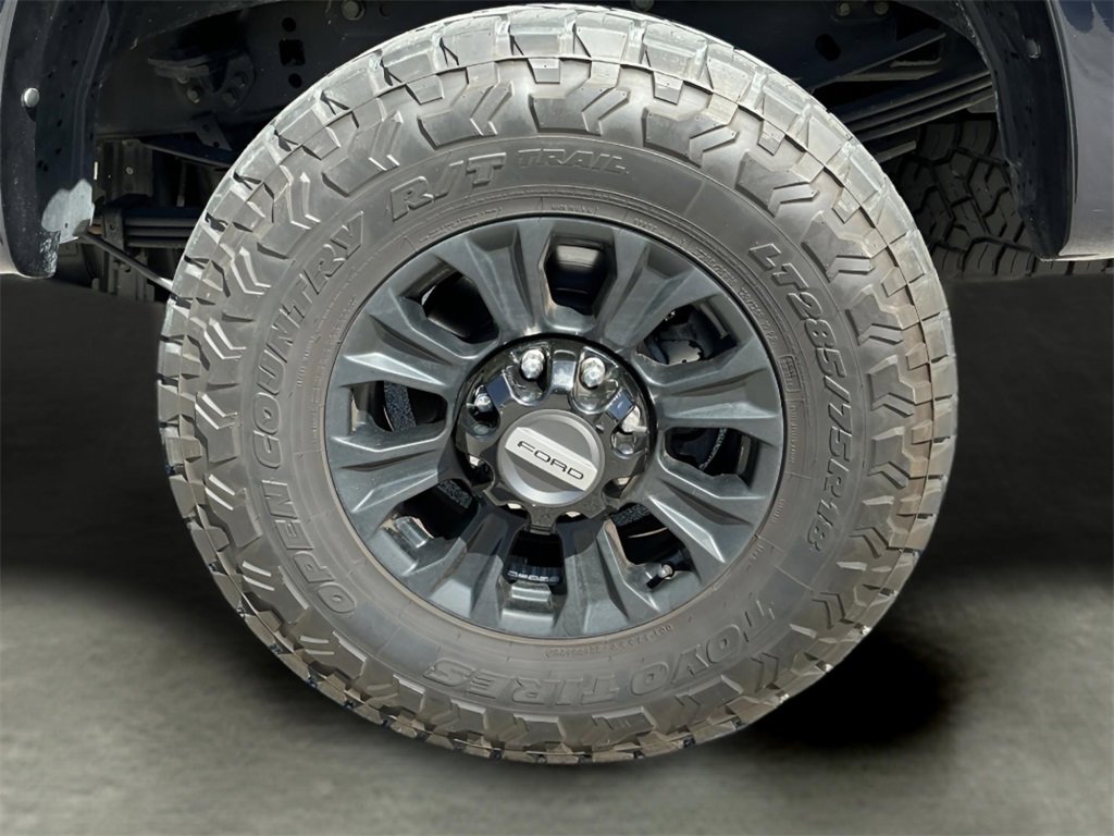 Certified 2021 Ford F350 Platinum w/ Tremor Off-Road Package image 25