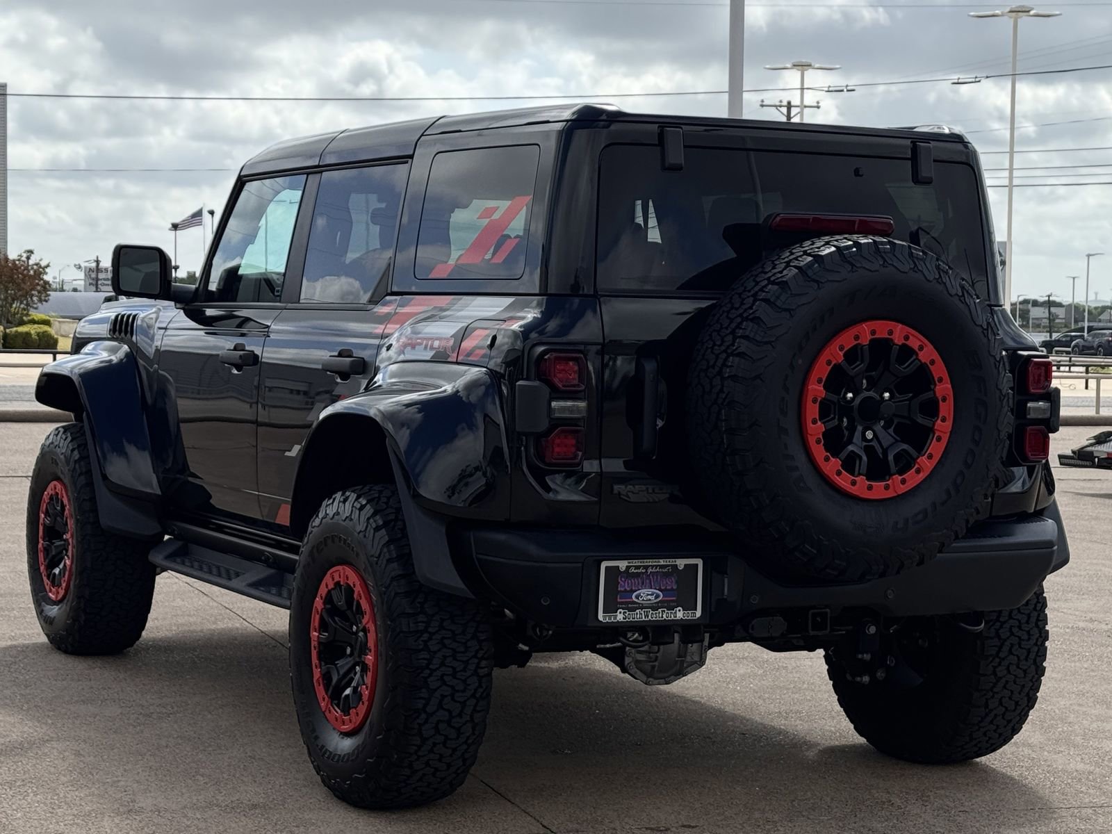 Certified 2025 Ford Bronco Raptor image 3