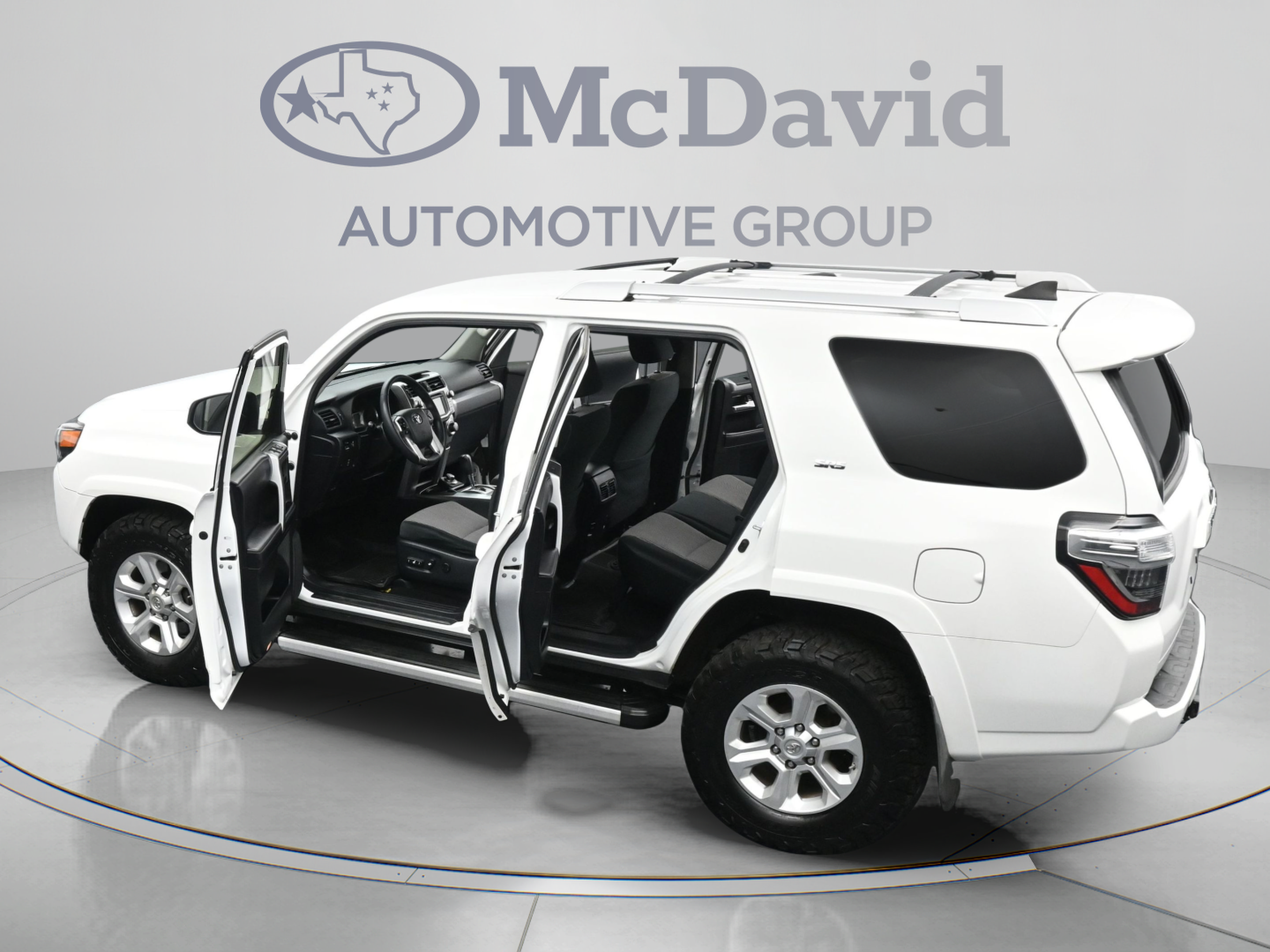 Used 2018 Toyota 4Runner SR5 AWD/4WD image 44