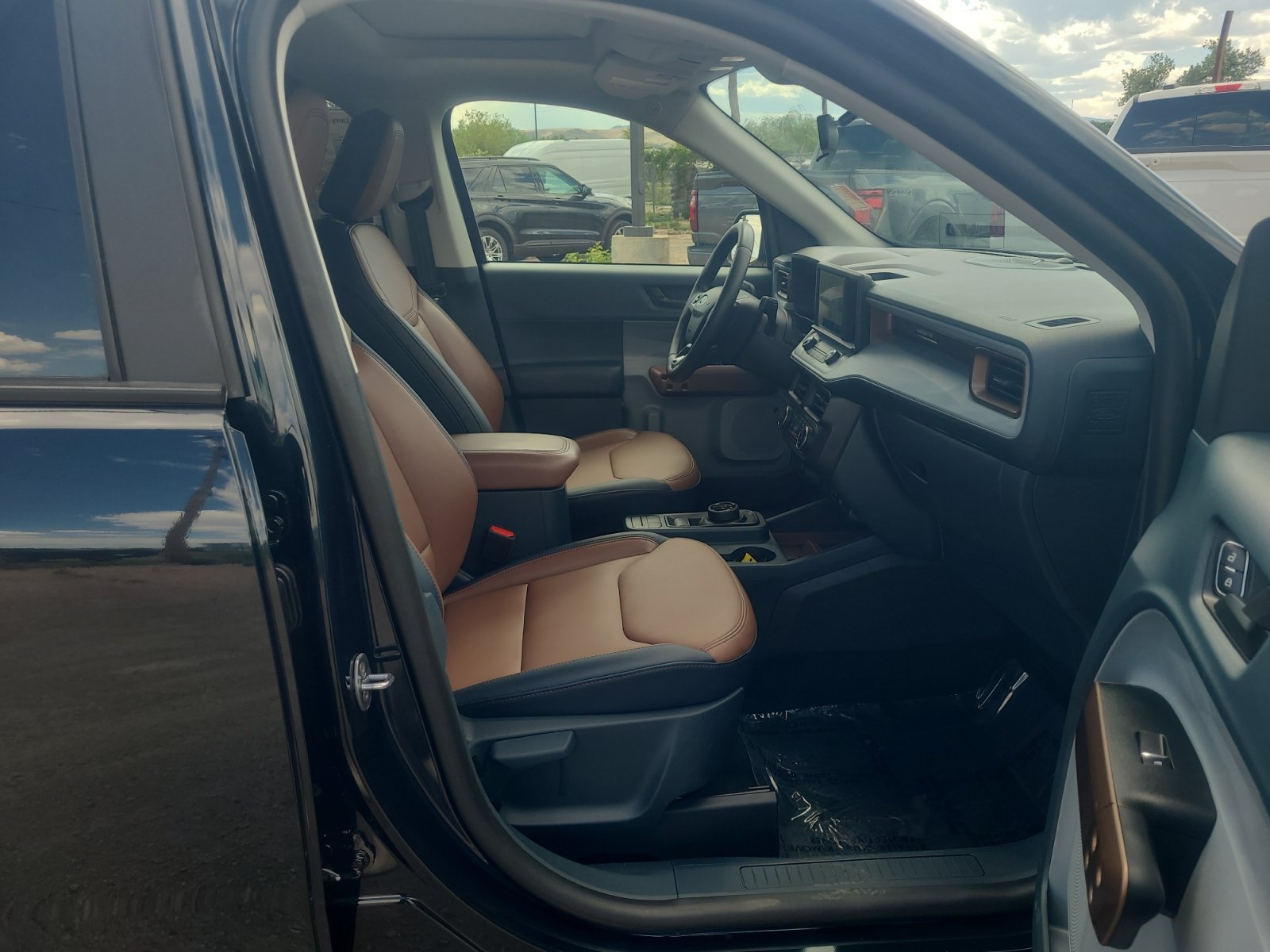 Certified 2023 Ford Maverick Lariat w/ Lariat Luxury Package FWD image 19