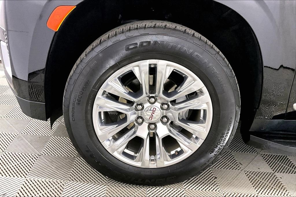 Used 2024 GMC Yukon Denali image 7