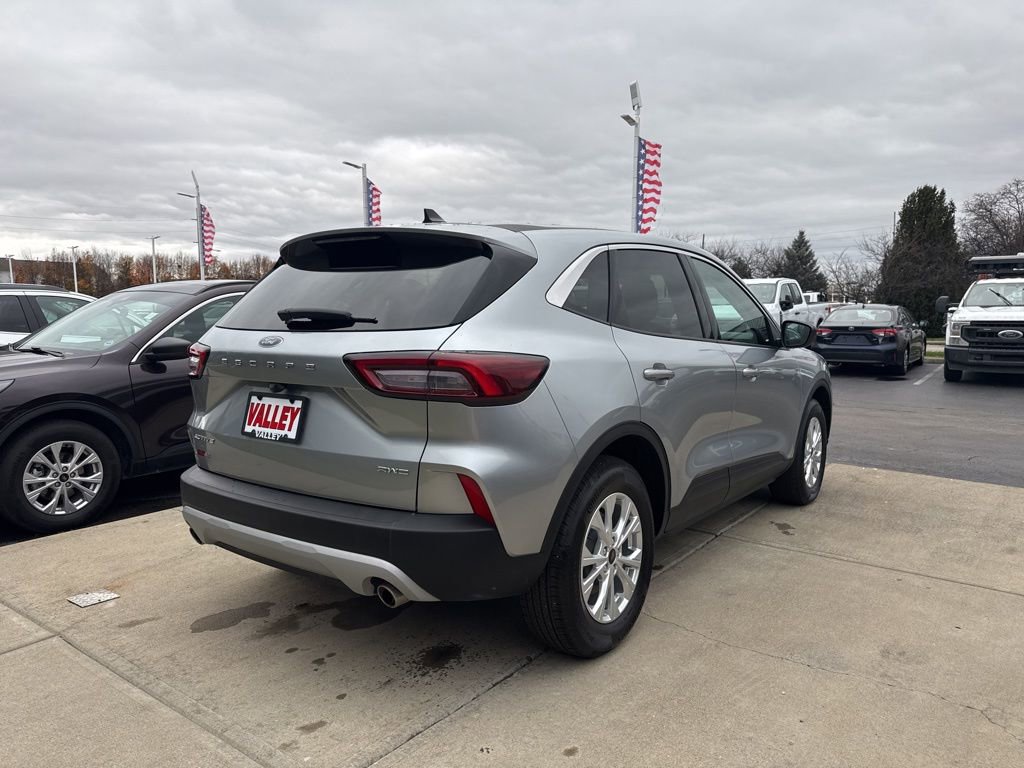 Certified 2023 Ford Escape Active image 9