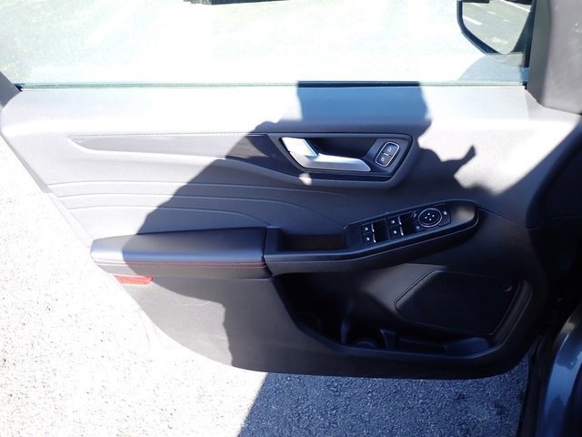 Certified 2025 Ford Escape ST-Line Select image 20