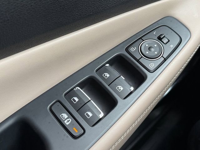 Used 2022 Hyundai Santa Fe SEL w/ Convenience + Premium Package FWD image 26