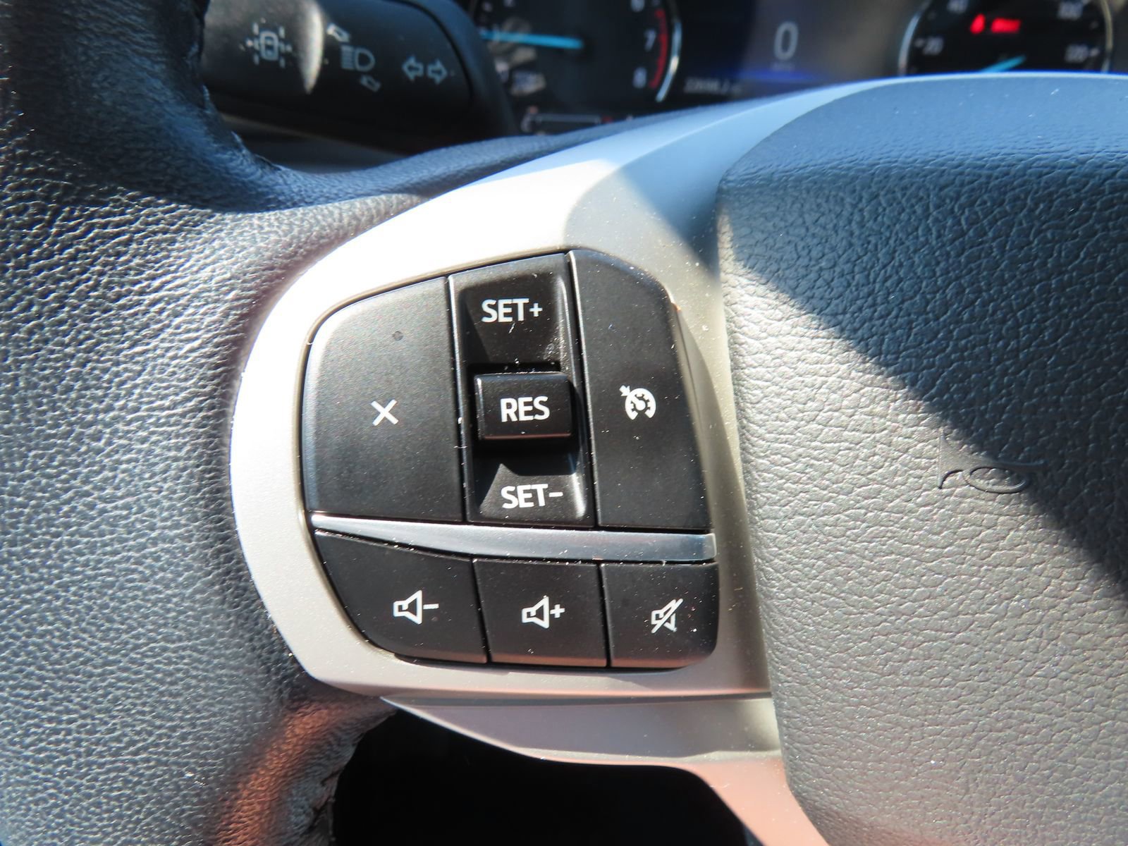 Certified 2022 Ford Explorer XLT AWD/4WD image 18
