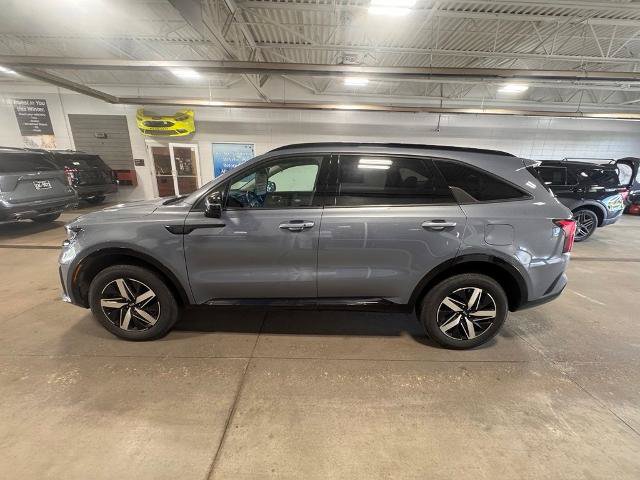 Used 2021 Kia Sorento EX w/ Panoramic Sunroof Package AWD/4WD image 4