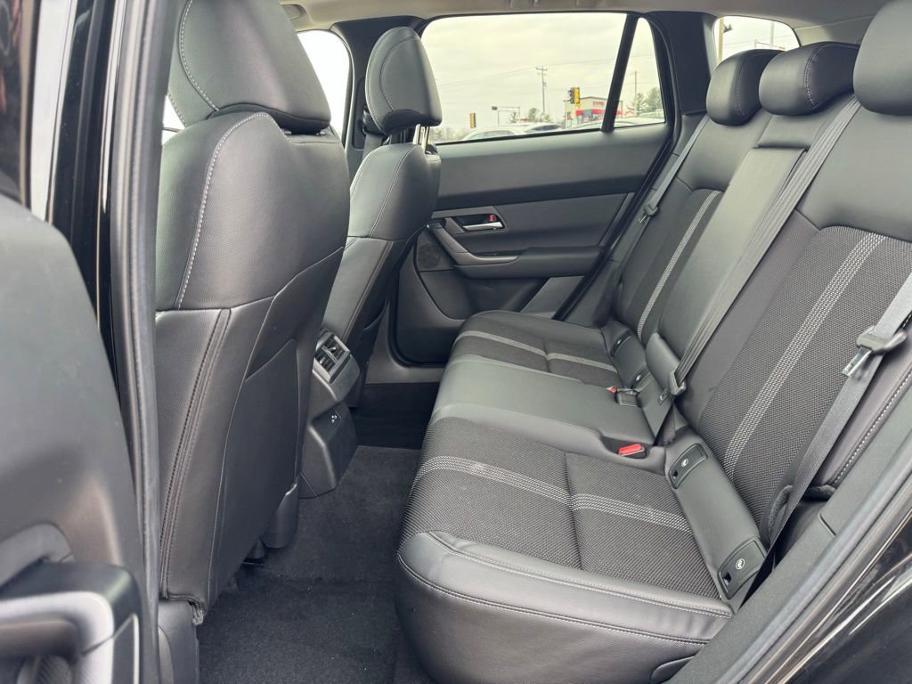 Used 2025 MAZDA CX-50 AWD 2.5 S w/ Premium Package image 22