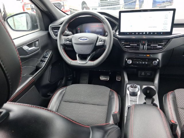 Certified 2024 Ford Escape ST-Line w/ Tech Pack #1 FWD image 8