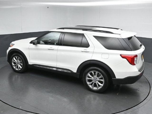 Certified 2024 Ford Explorer XLT w/ Equipment Group 202A AWD/4WD image 49
