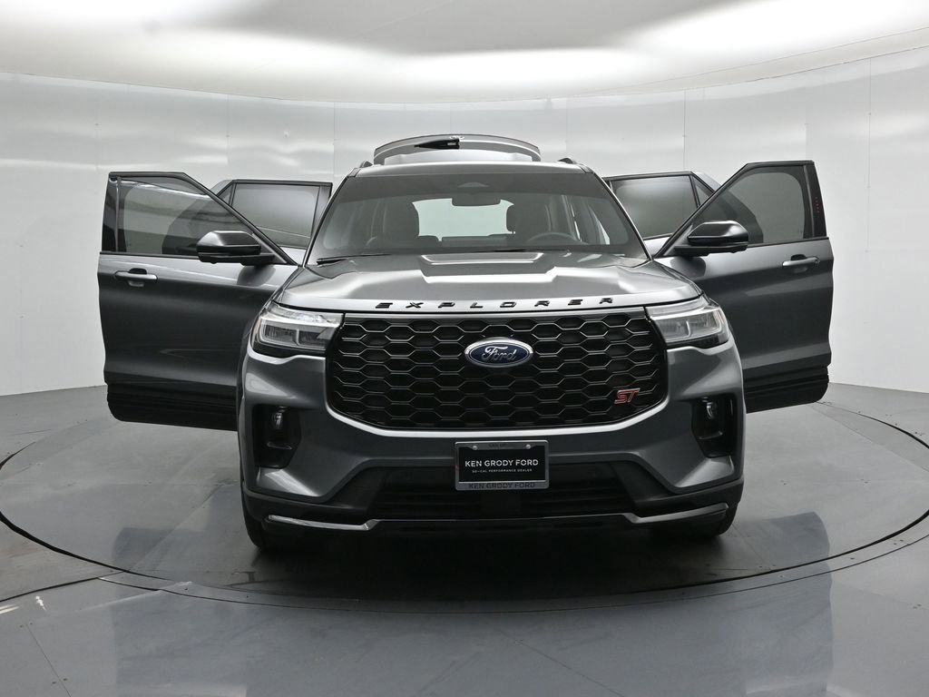 Certified 2025 Ford Explorer ST w/ Sun And Sound Package AWD/4WD image 36