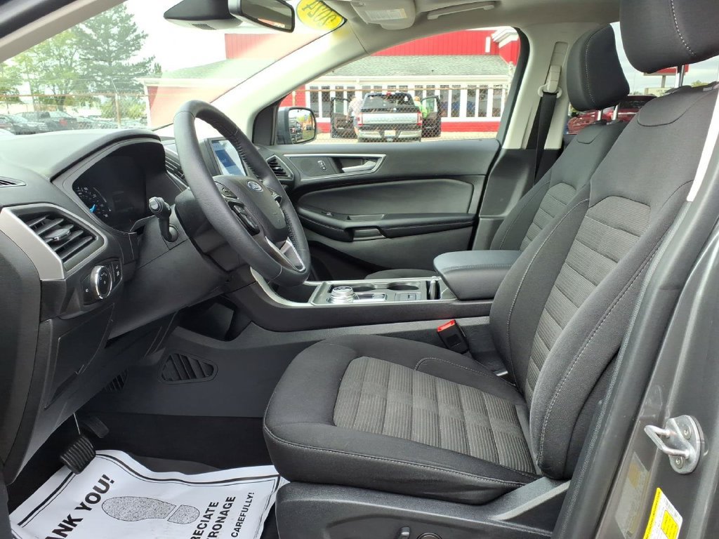 Certified 2024 Ford Edge SEL w/ Convenience Package AWD/4WD image 13