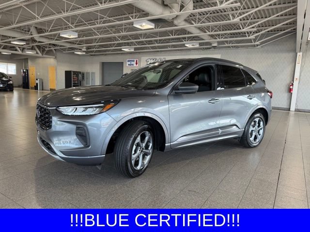 Certified 2024 Ford Escape ST-Line w/ Tech Pack #1 AWD/4WD image 4