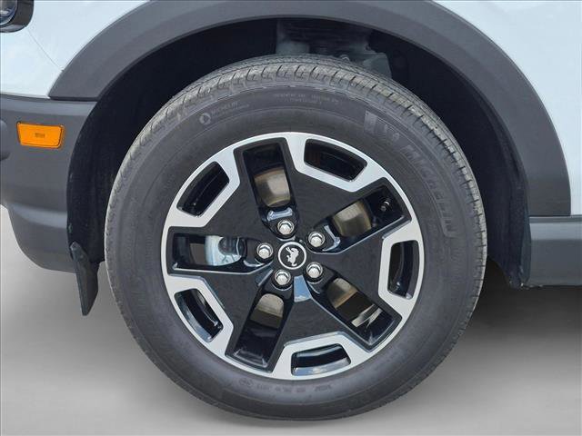 Certified 2024 Ford Bronco Sport Outer Banks w/ Tech Package AWD/4WD image 21