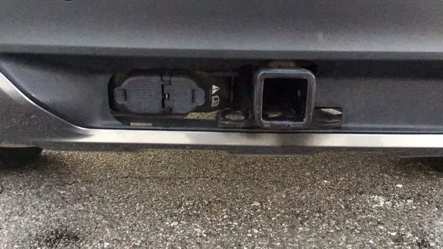 Certified 2022 Ford Explorer XLT w/ Equipment Group 202A image 11