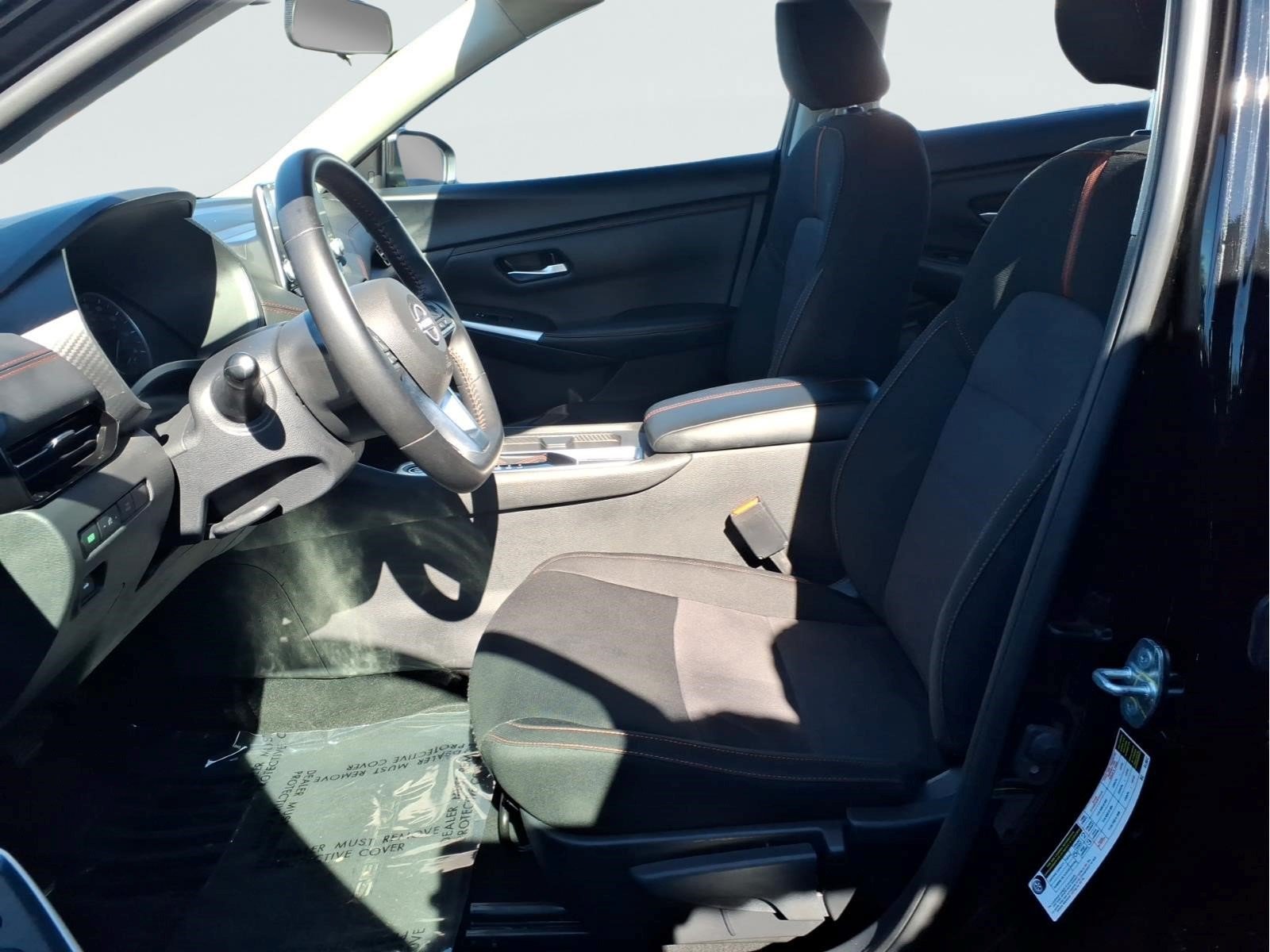 Used 2025 Nissan Sentra SR FWD image 25