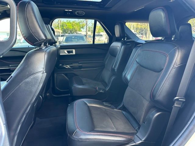 Certified 2023 Ford Explorer ST-Line image 15