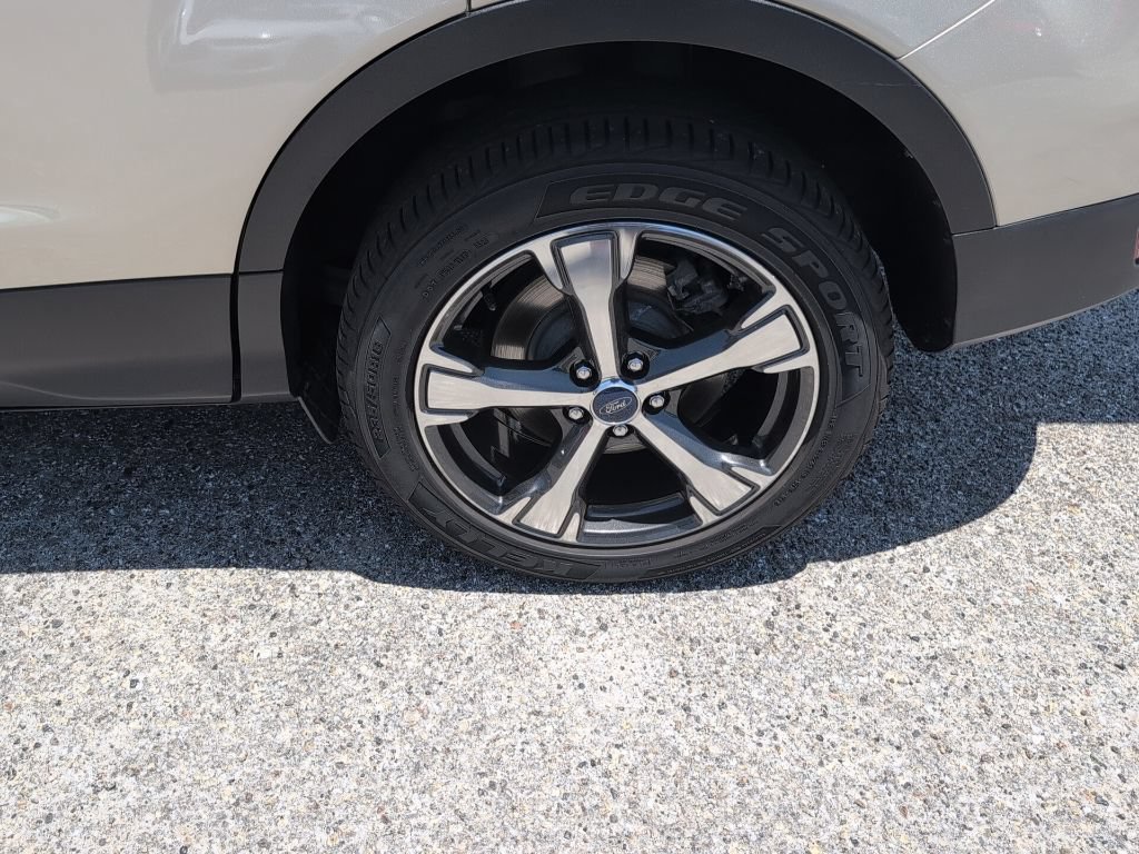 Certified 2018 Ford Escape SEL FWD image 14