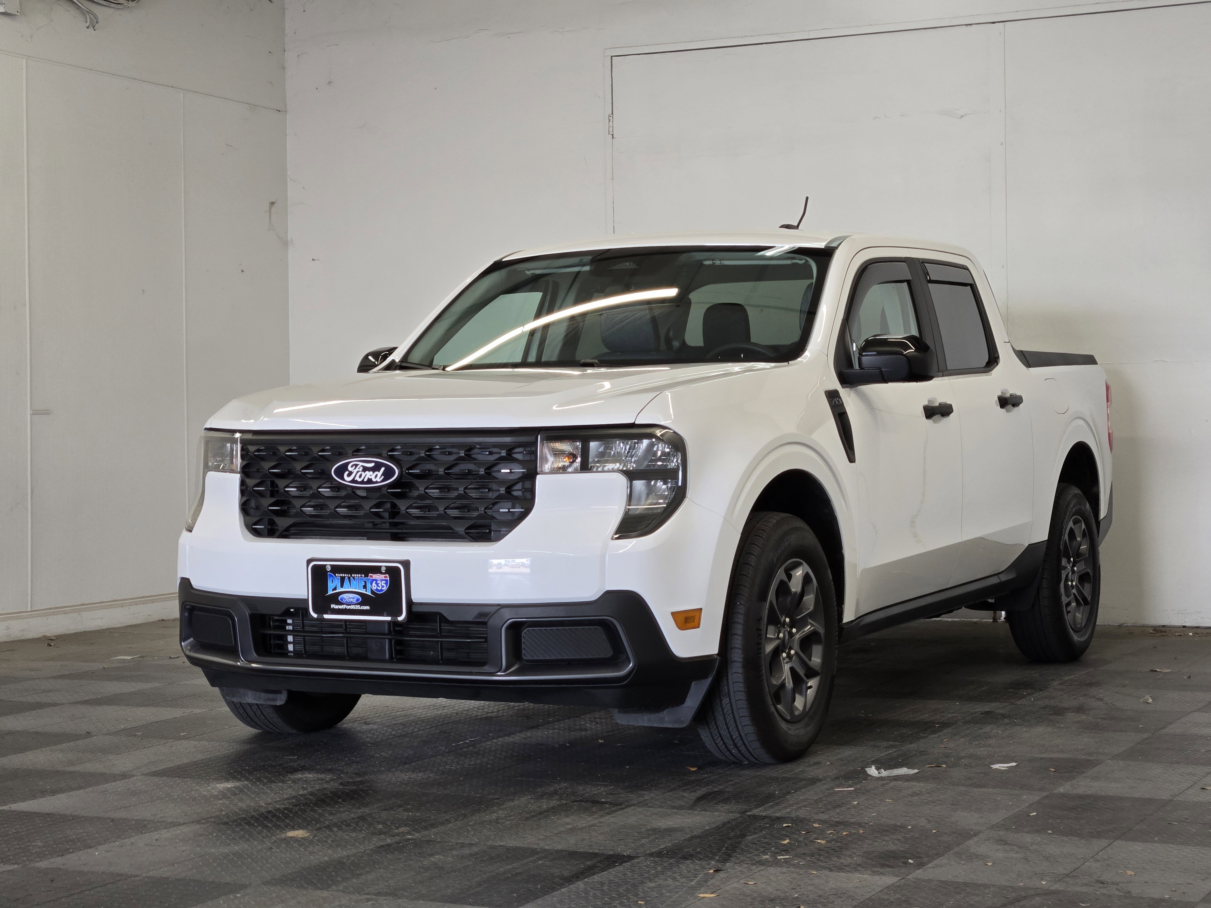 Certified 2025 Ford Maverick XLT w/ XLT Luxury Package FWD image 4