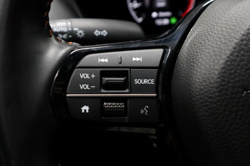 Used 2025 Honda HR-V Sport image 27