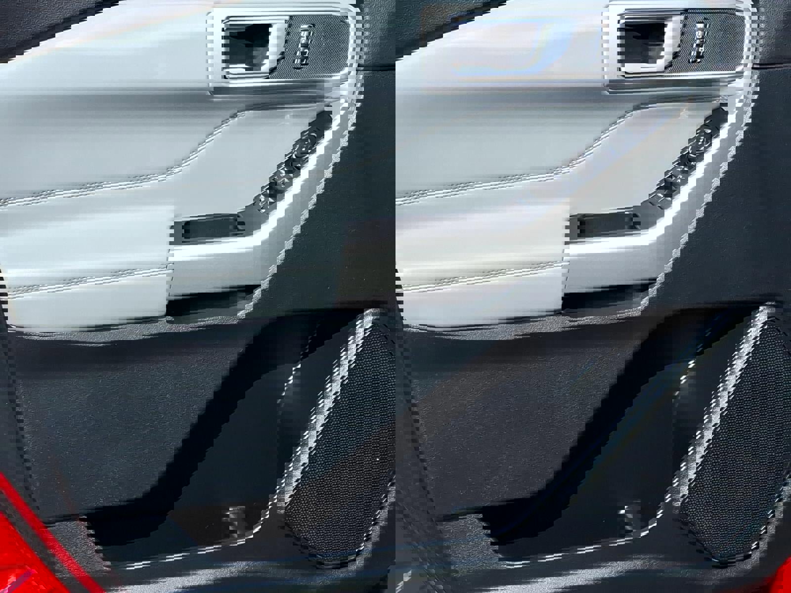 Certified 2023 Ford Explorer XLT w/ Equipment Group 202A image 22