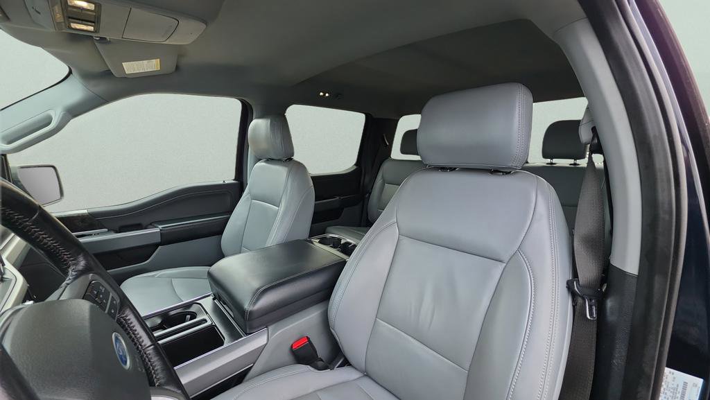 Certified 2021 Ford F150 XLT w/ Equipment Group 302A High image 18