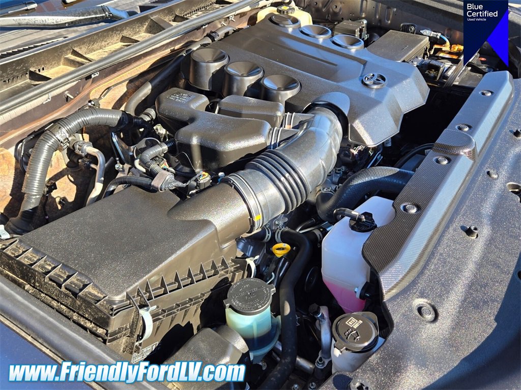 Used 2022 Toyota 4Runner SR5 Premium image 17