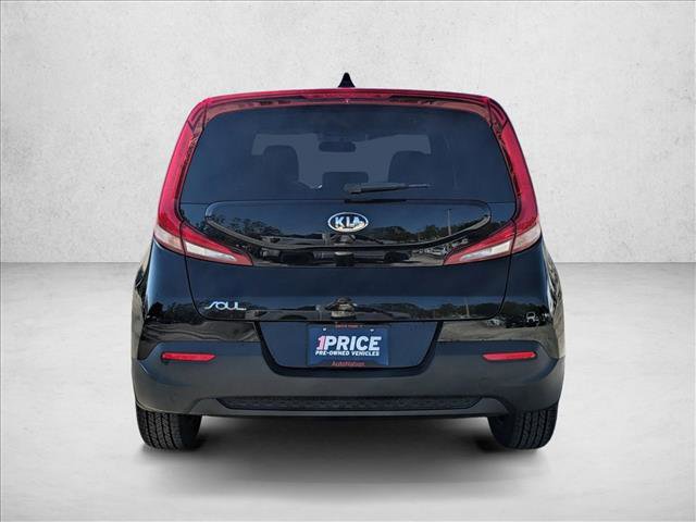 Used 2020 Kia Soul LX FWD image 6