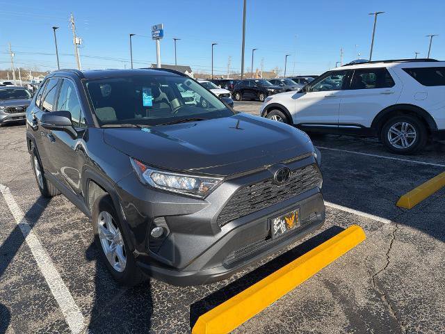 Used 2021 Toyota RAV4 XLE image 2