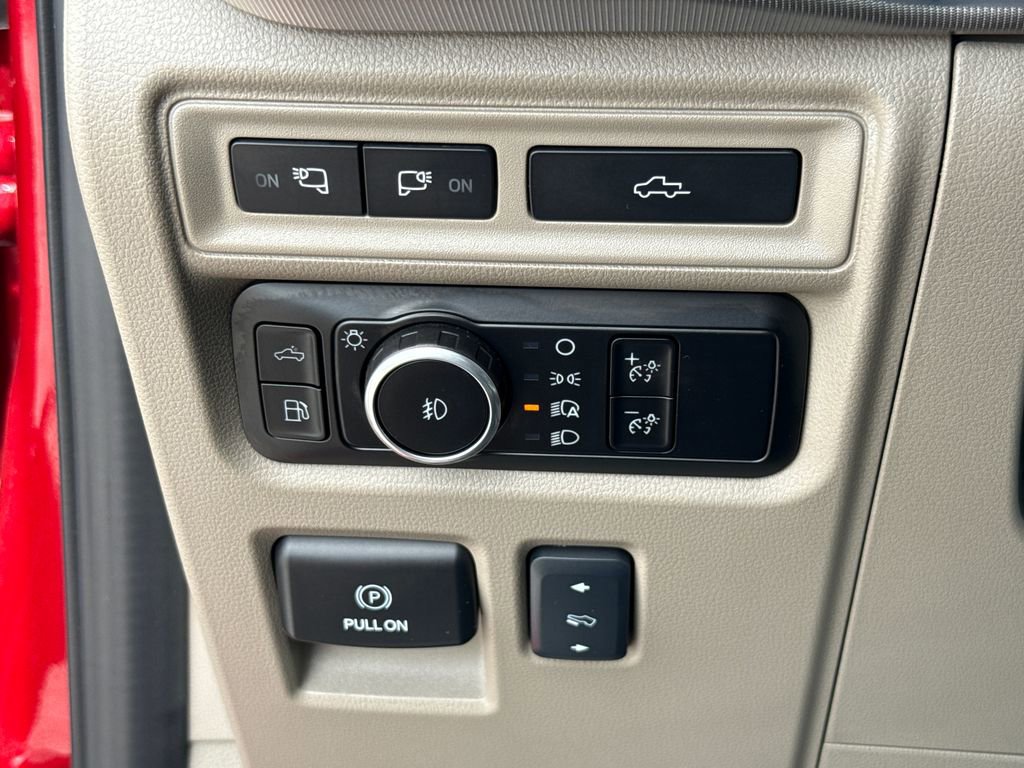 Certified 2024 Ford F150 Platinum w/ Equipment Group 703A Plus image 15