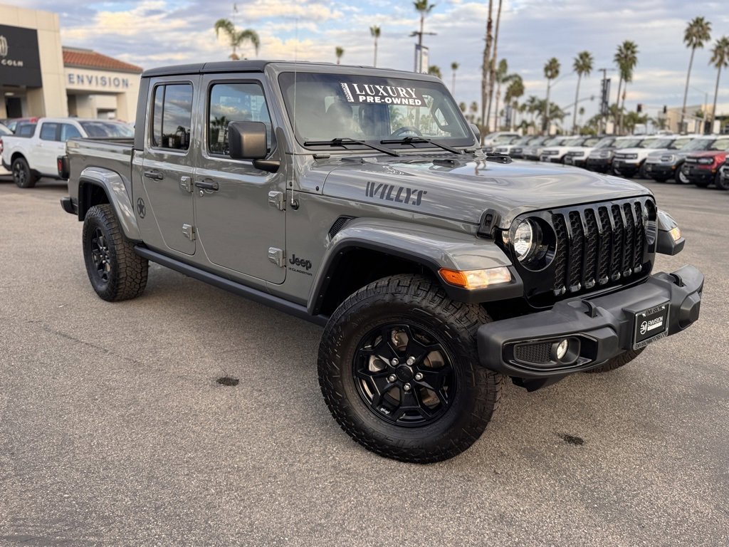 Used 2023 Jeep Gladiator Willys image 2