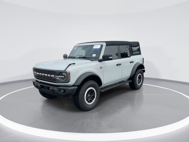 Certified 2023 Ford Bronco Badlands w/ Sasquatch Package AWD/4WD image 3