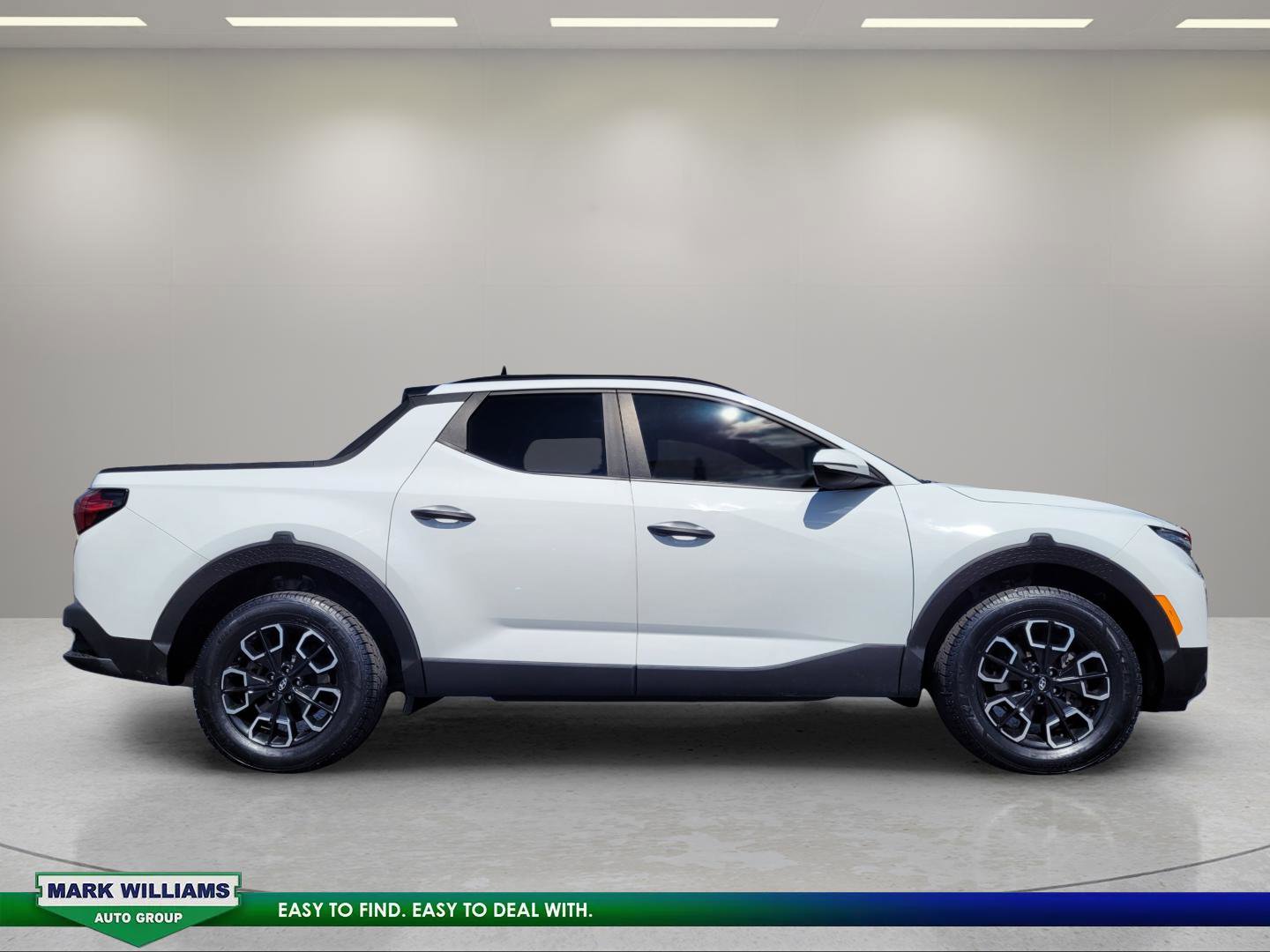 Used 2024 Hyundai Santa Cruz SEL w/ Activity Package AWD/4WD image 2