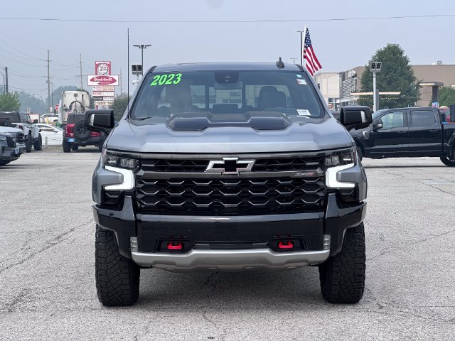 Used 2023 Chevrolet Silverado 1500 ZR2 AWD/4WD image 2